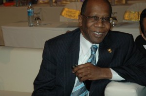 dr-randal-maxey-300x199